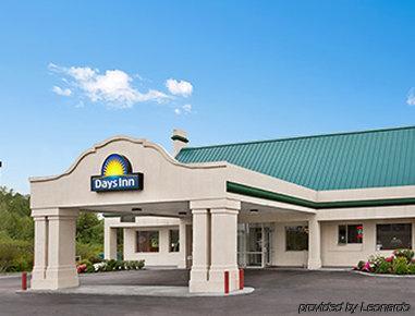 Days Inn By Wyndham Emporia Εξωτερικό φωτογραφία
