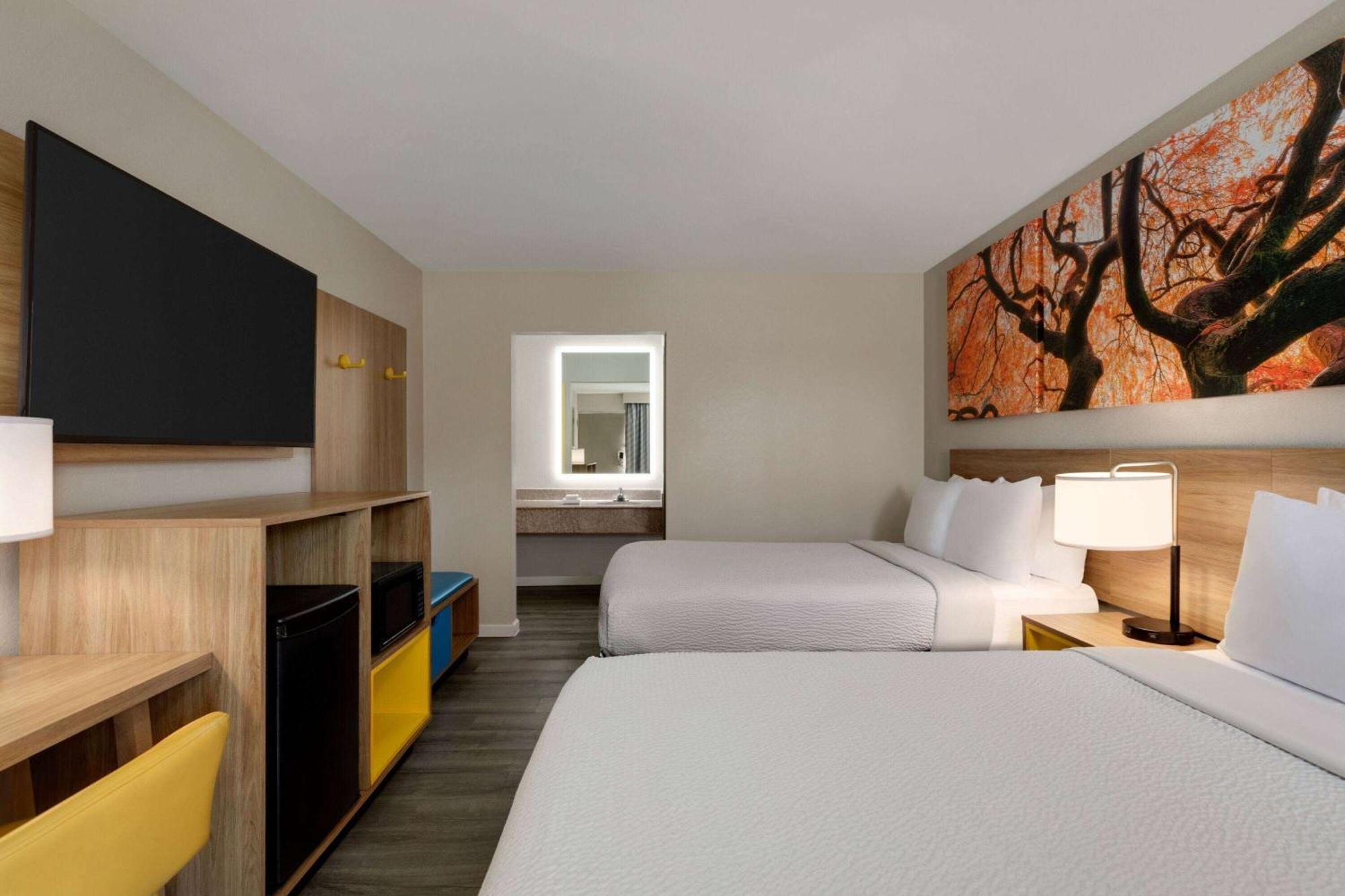 Days Inn By Wyndham Emporia Εξωτερικό φωτογραφία